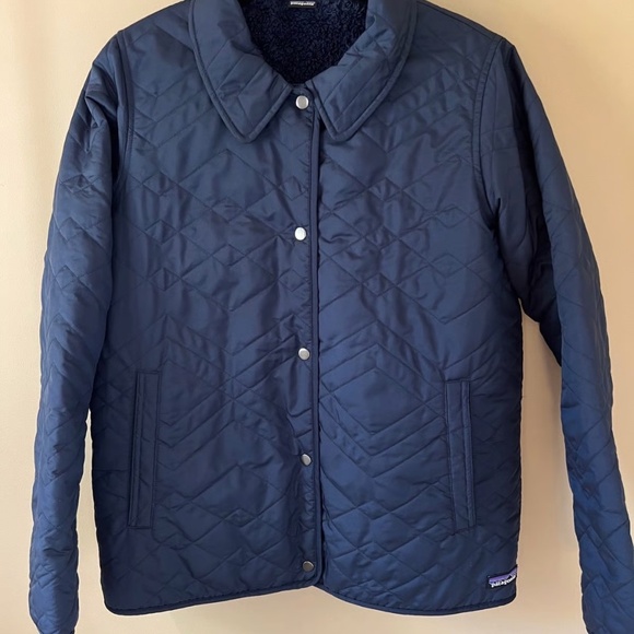 Patagonia Women’s M Los Gatos Quilted Down Jacket - Picture 6 of 6